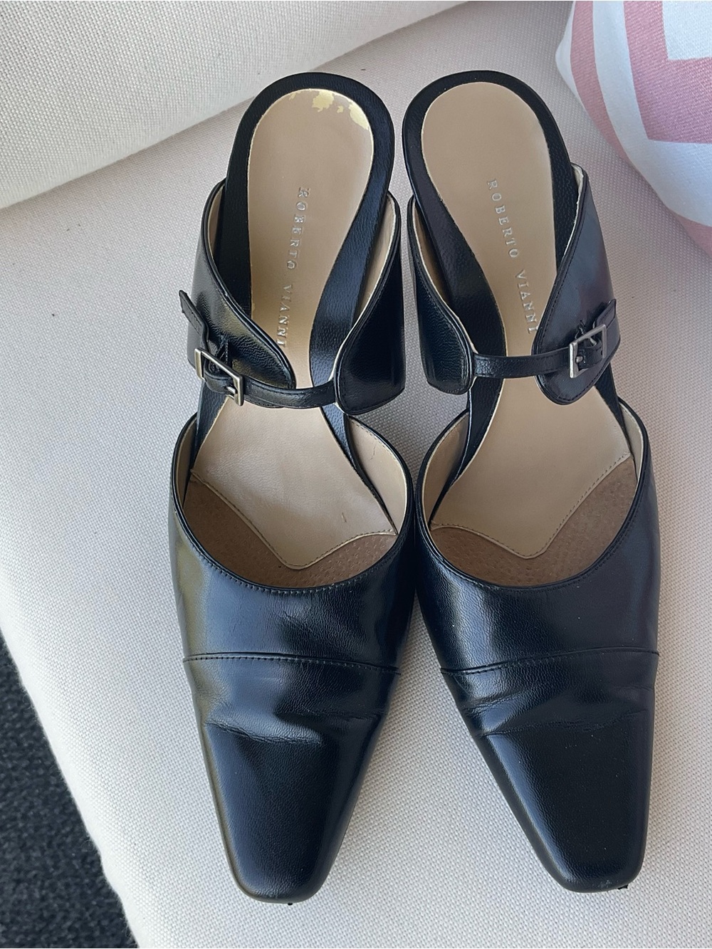 Roberto Vianni Black Leather Slingback Pointed Heels - Picture 2 of 3